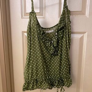 Really cute Green w/white polkadot dressy tank top